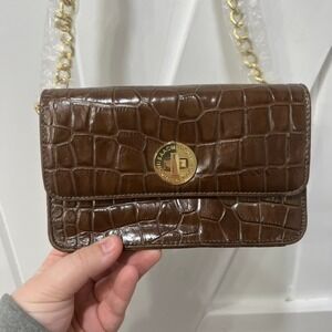 Isaac Mizrahi Womens Crossbody Bag Brown Croc Leather Flap Chain NEW